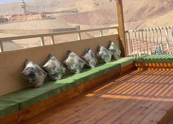 بورتو السخنة *